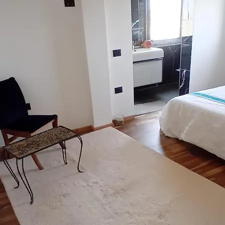 Vendégház Elira House