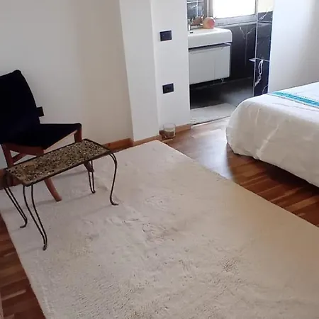 Elira House Rrashbull