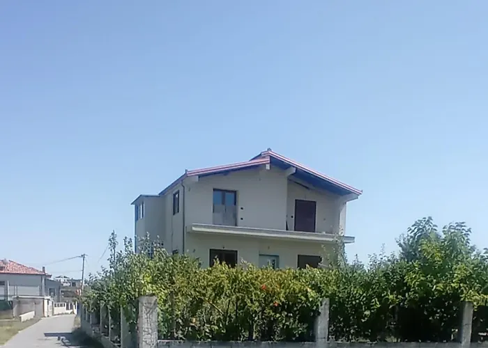 Elira House * Rrashbull